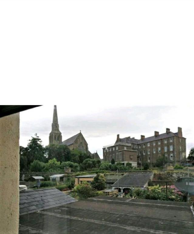 Townhouse Wexford Villa ภายนอก รูปภาพ